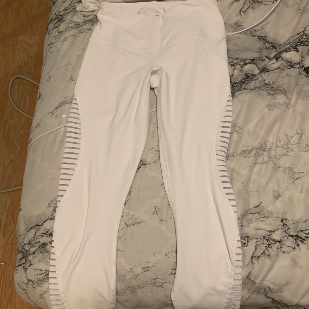 White leggings!